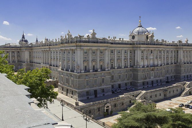 Skip-the-line Madrid Royal Palace with tapas tasting & Retiro Park - A Deep Dive into the Tour Experience