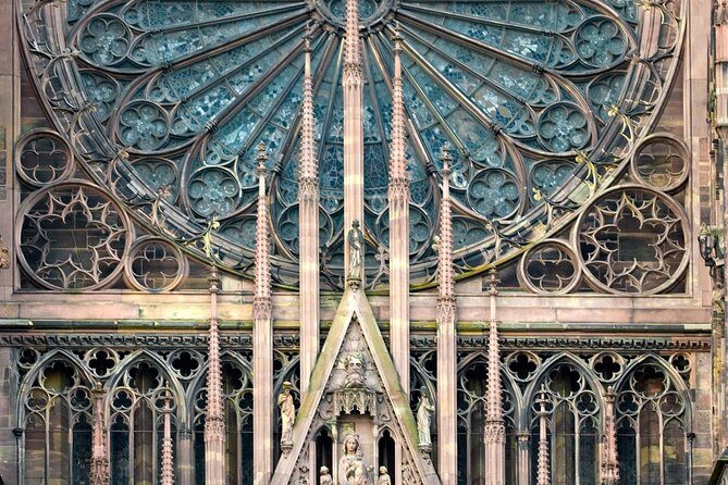 Skip the Line: Milan Duomo Guided Tour & Hop on Hop off optional - A Detailed Look at the Milan Duomo Guided Tour