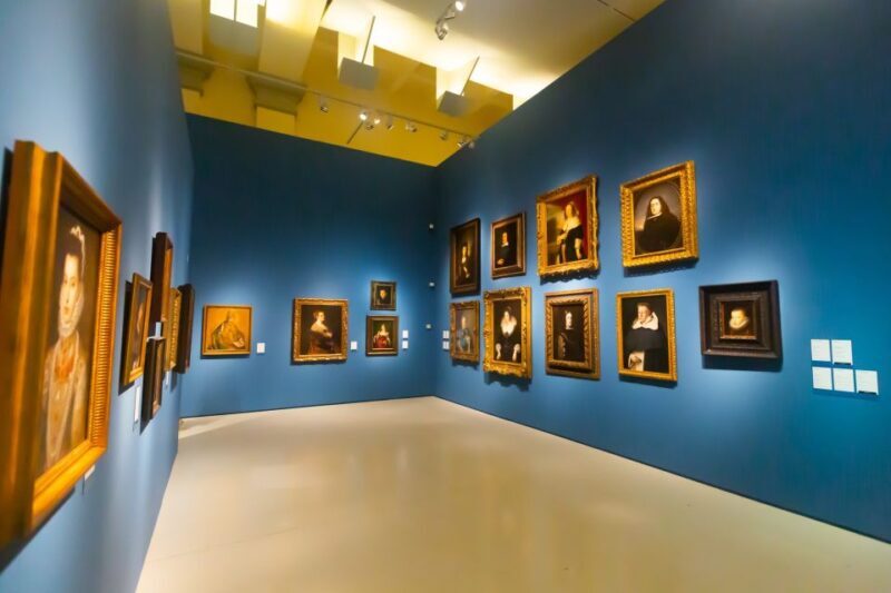 Skip-the-line National Art Museum and Poble Espanyol Tour - FAQ