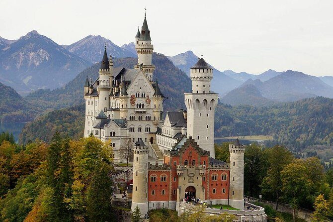 Skip-the-Line Neuschwanstein Castle Tour from Munich - A Detailed Look at the Tour Experience