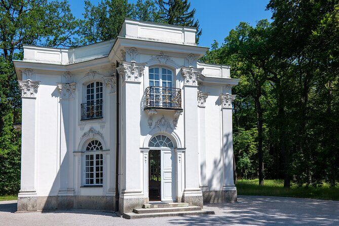Skip-the-line Nymphenburg Palace Guided Tour with Transfers - Who Should Consider This Tour?