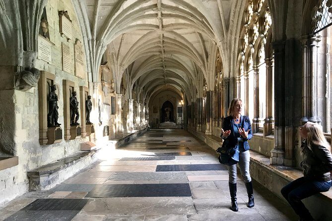 Skip the Line Parliament & Westminster Abbey Fully-Guided Tour - The Houses of Parliament: A Politician’s Playground