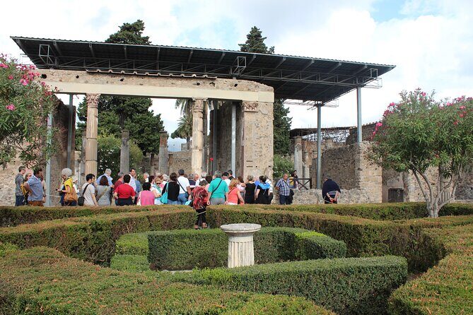 Skip the Line Pompeii Guided Tour Small Group or Private Option - Who Is This Tour Best Suited For?