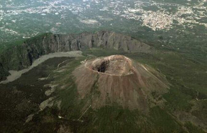 Skip-the-Line Pompeii & Mt. Vesuvius Day Trip from Naples - Practicalities and Logistics
