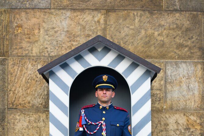Skip the line: Prague Castle Interiors Tour with Local Guide - What Makes This Tour Stand Out
