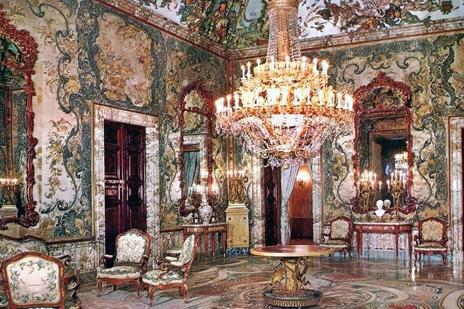 Skip the Line Royal Palace Madrid Guided Tour - Key Points