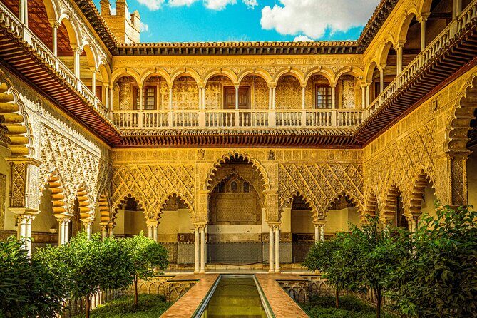 Skip the Line Seville Alcázar, Cathedral & Giralda Guided Tour - Practical Details and Tips