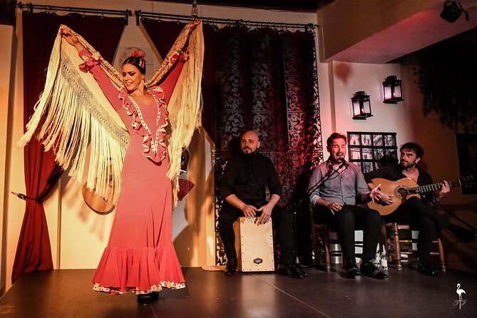 Skip the line: Tablao Flamenco Andalusí Ticket - The Practical Aspects: Pricing, Timing, and Group Size