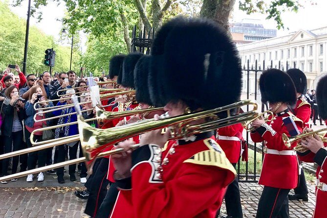 Skip the Line Westminster Abbey & Changing of The Guard Tour - An In-Depth Look at the Tour Experience