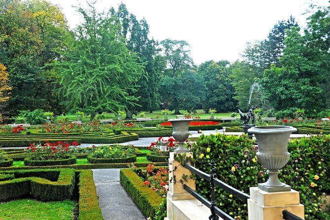 Skip-the-Line Wilanow Palace and Gardens Private Guided Tour - An In-Depth Look at the Wilanow Palace Private Tour