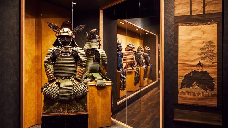 Skip the lines Basic Ticket at SAMURAI MUSEUM TOKYO Shinjuku - Replica armor and the photo opportunity