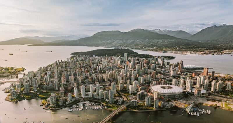 SKY Heli-Tour of Vancouver (Downtown) - Key Points
