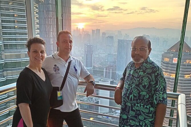 Sky-High Dining Experience at the Iconic Petronas Twin Towers - FAQ