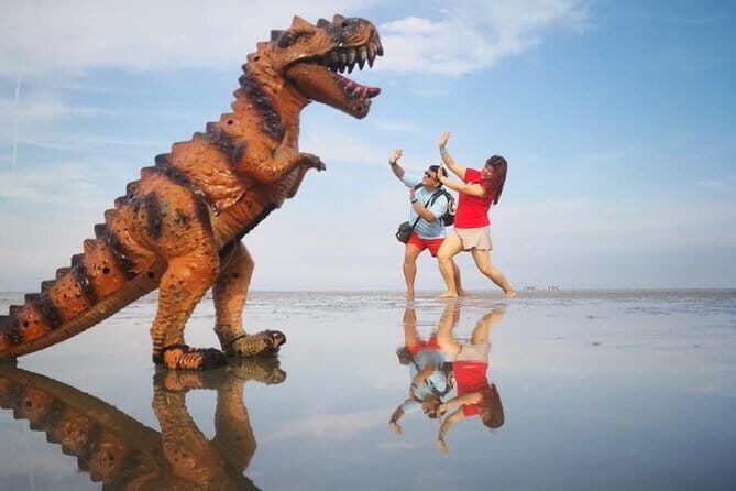 Sky Mirror Experiences at Kuala Selangor plus Batu Caves Stopover - Key Points