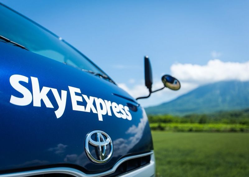 SkyExpress: Furano & Biei Customized Private Day Tour (1-8 Guests) - Farm Tomita, Cheese Factory and a Furano lunch stop