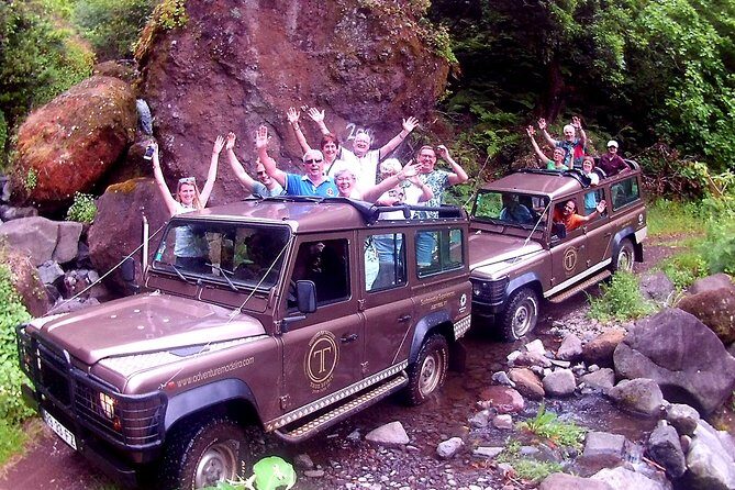Skywalk with Wines Tasting and Vineyards Half day 4x4 Adventure - What the Reviews Say