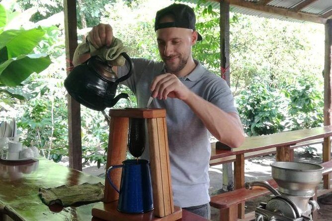 Sloth Observation, Coffee, Chocolate & Sugar Cane Experience - Who Should Consider This Tour?