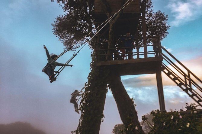 Slow travel through Cotopaxi, Quilotoa, Banos and Amazon Rainforest - Exploring the 5-Day Ecuador Adventure