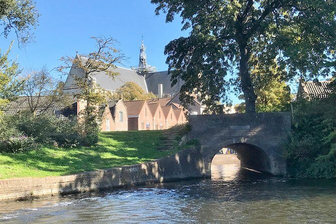 Small Group Alkmaar City Walking Tour *English* - Key Points