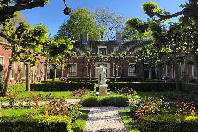 Small Group Alkmaar City Walking Tour *English* - FAQs about the Alkmaar Small-Group Walking Tour