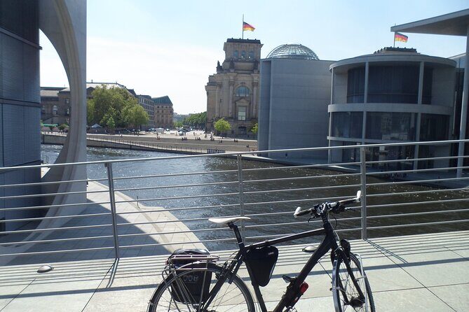 Small-Group Berlin Wall Bike Tour - A Close Look at the Berlin Wall Bike Tour