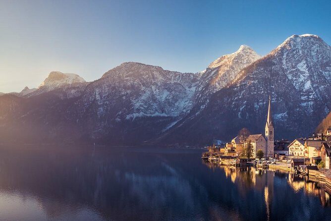 Small-Group Christmas Day Trip to Hallstatt from Vienna - Discover Austrias Holiday Charm: Small-Group Christmas Day Trip to Hallstatt from Vienna