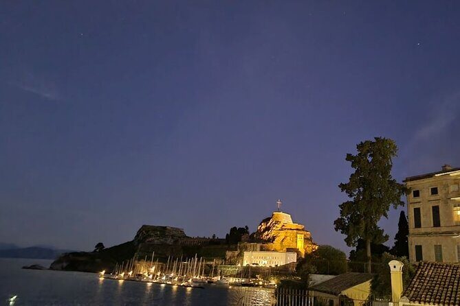 Small Group: Corfu Evening Walking Tour with a Glass of Wine - Who Should Consider This Tour?