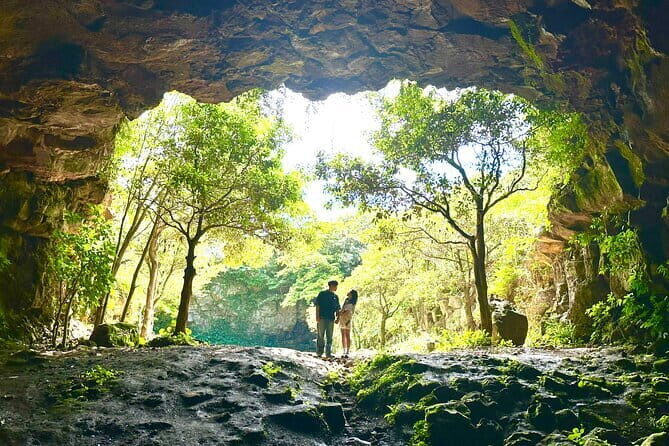 Small Group Day Tour in East Jeju Healing Island - An Authentic Day of Natural Beauty and Culture in East Jeju