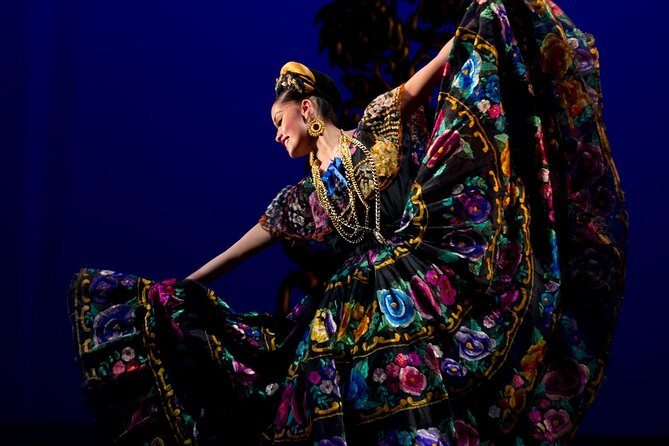 Small Group: Discover the Folkloric Ballet of Mexico - FAQ