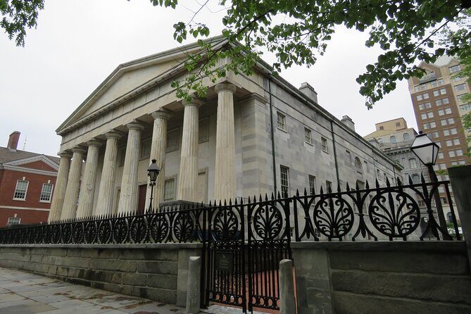 Small-Group Discovering Colonial Philadelphia Public Walking Tour - Why This Tour Offers Great Value