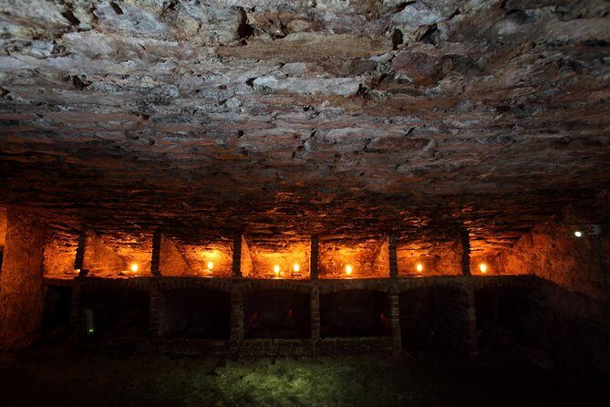 Small Group Edinburgh Night Walking Tour with Haunted Vaults - Who Will Love This Tour?