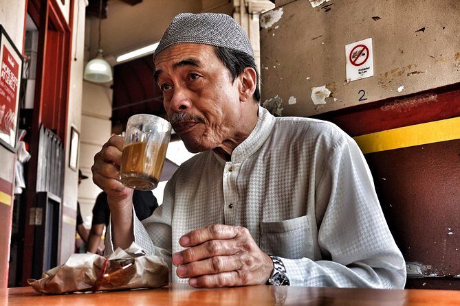 Small-Group Food Tour With Hawker Center: Eat Like A Local - Authentic Experiences and Reviewer Insights