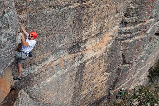 Small-Group Full-Day Rock Climbing Adventure from Katoomba - Discovering the Small-Group Full-Day Rock Climbing Adventure from Katoomba