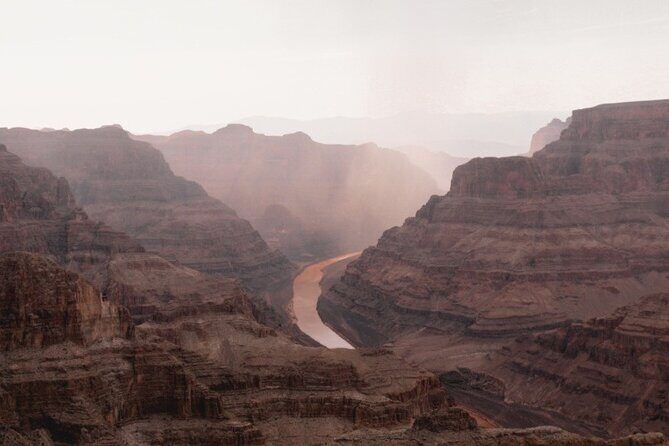 Small Group Grand Canyon, Hoover Dam, 7 Magic Mountains Tour - FAQ