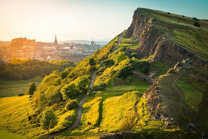 Small-Group Guided Hike of Arthur's Seat and Holyrood Park - Who Should Sign Up?