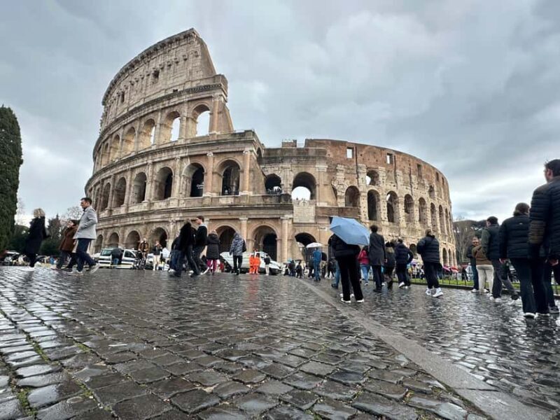 Small Group Guided Tour Colosseum Roman Forum, Palatine Hill - Exploring Rome’s Iconic Ancient Sites: A Small Group Tour of the Colosseum, Roman Forum & Palatine Hill