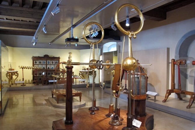 Small-group Guided tour of Galileo's Museum - Key Points