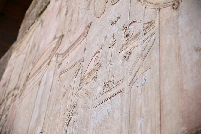 Small Group Guided Walking Tour of Ancient Pompeii Highlights - Who Should Consider This Tour?
