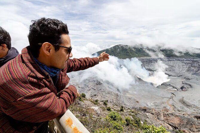 Small Group Half Day Guided Tour Visit to Poas Volcano - Key Points