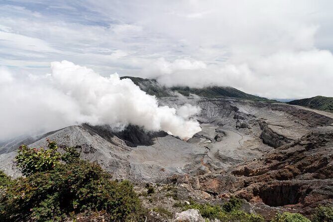 Small Group Half Day Guided Tour Visit to Poas Volcano - Exploring Costa Rica’s Natural Showpiece: Poás Volcano National Park