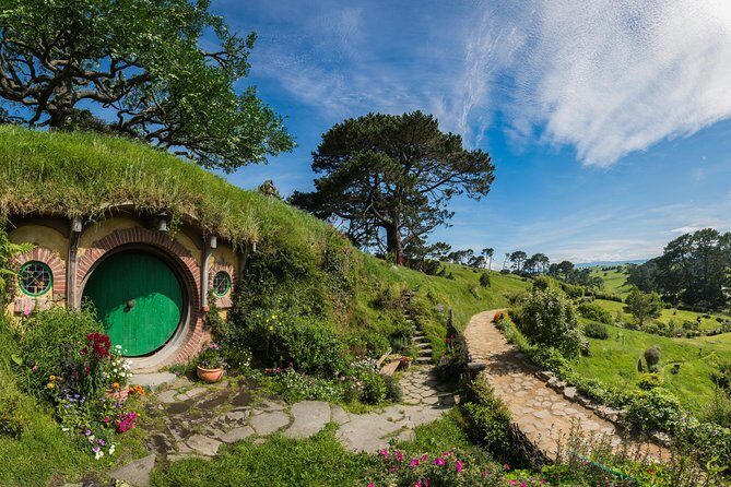 Small-Group Hobbiton Tour from Auckland with Party Marquee Lunch - Frequently Asked Questions