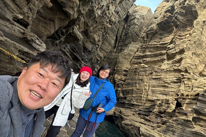 Small group Jeju private Full-Day Tour of East and South and West - Who Should Book This Tour?