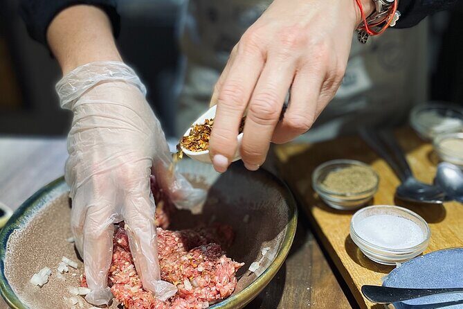 Small-Group Khinkali and Khachapuri Cooking Class in Tbilisi - Authentic Georgian Cooking in Tbilisi: Khinkali and Khachapuri Class