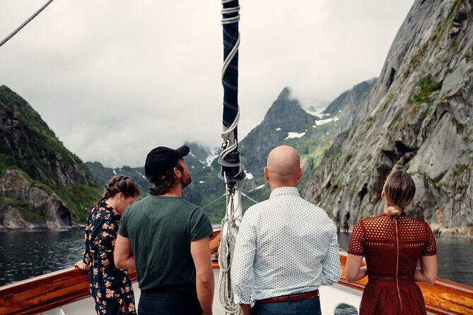 Small Group Luxury Cruise to Trollfjord on a 33m Classic Yacht - Food and Beverages