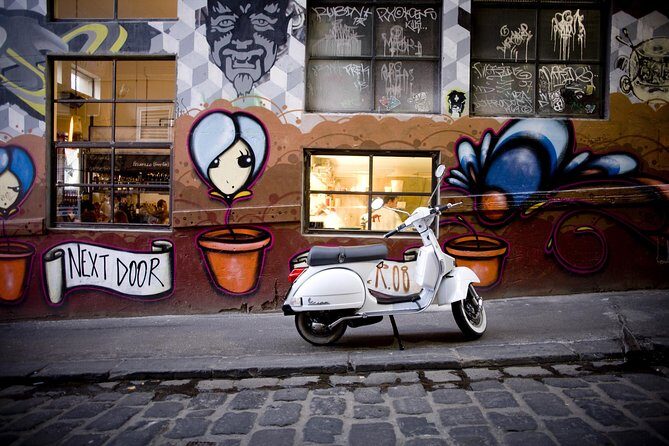 Small-Group Melbourne Sightseeing Tour with Beach Boxes - The Value of Guided Commentary