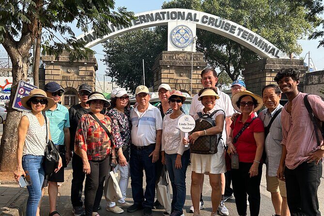 Small Group Mumbai Sightseeing Tour for Cruise Passengers - Key Points