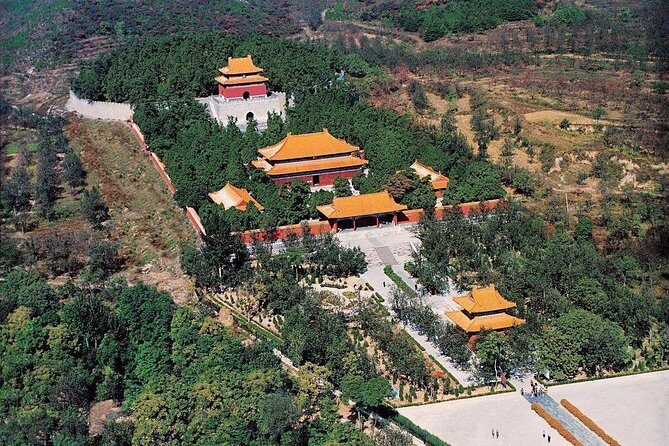 Small Group Mutianyu Great Wall and Ming Tombs Tour with Cable Car and Lunch - Key Points