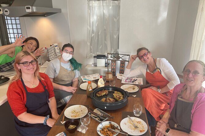 Small-Group Osaka-Style Okonomiyaki Cooking Class - What Sets This Tour Apart?