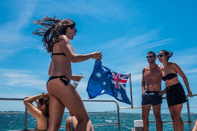 Small Group Port Stephens + Dolphins + 4WD/sandboarding ex Sydney - References