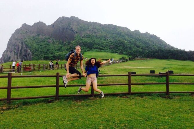 Small group Private Taxi Tour DAY experience in Jeju island - FAQ